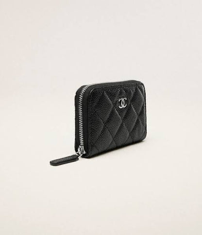 Chanel Zipped Shiny Grained Calfskin Wallet
