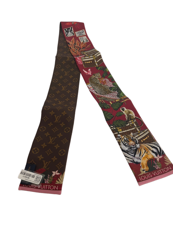 Louis Vuitton, silk neck, ribbon, scarf - New in box !
